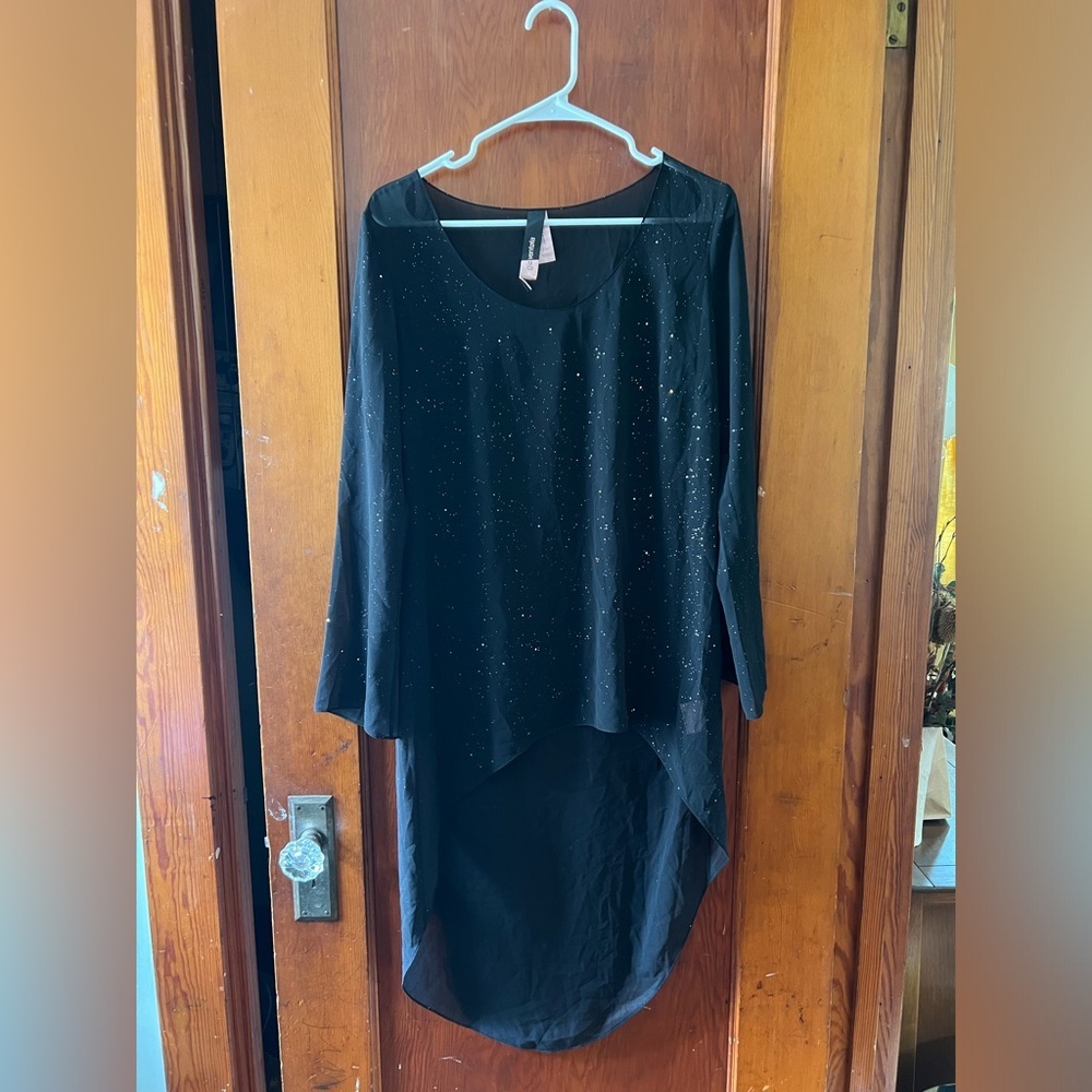 Gia Ventola Black Sheet Long Sleeved Sparkled Hi Low Top